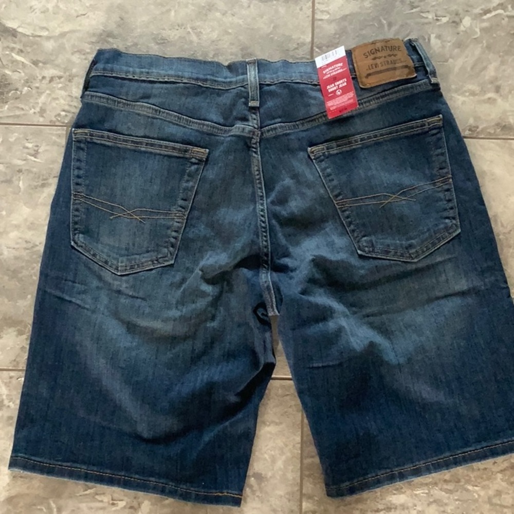 Men’s Levi signature shorts